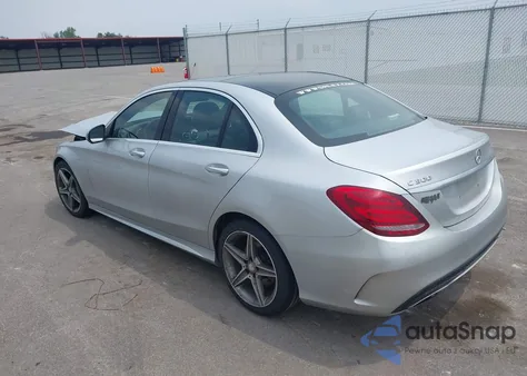 2016 Mercedes-Benz C 300 4Matic/Luxury 4Matic/Sport 4Matic из США, поврежденный, VIN 55SWF4KB4GU160102